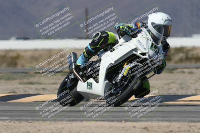 media/Oct-02-2025-Racers Edge (Thu) [[2c91cb6ab3]]/2-A Group/Session 3-Turn 4 Part 2 (1145am)/